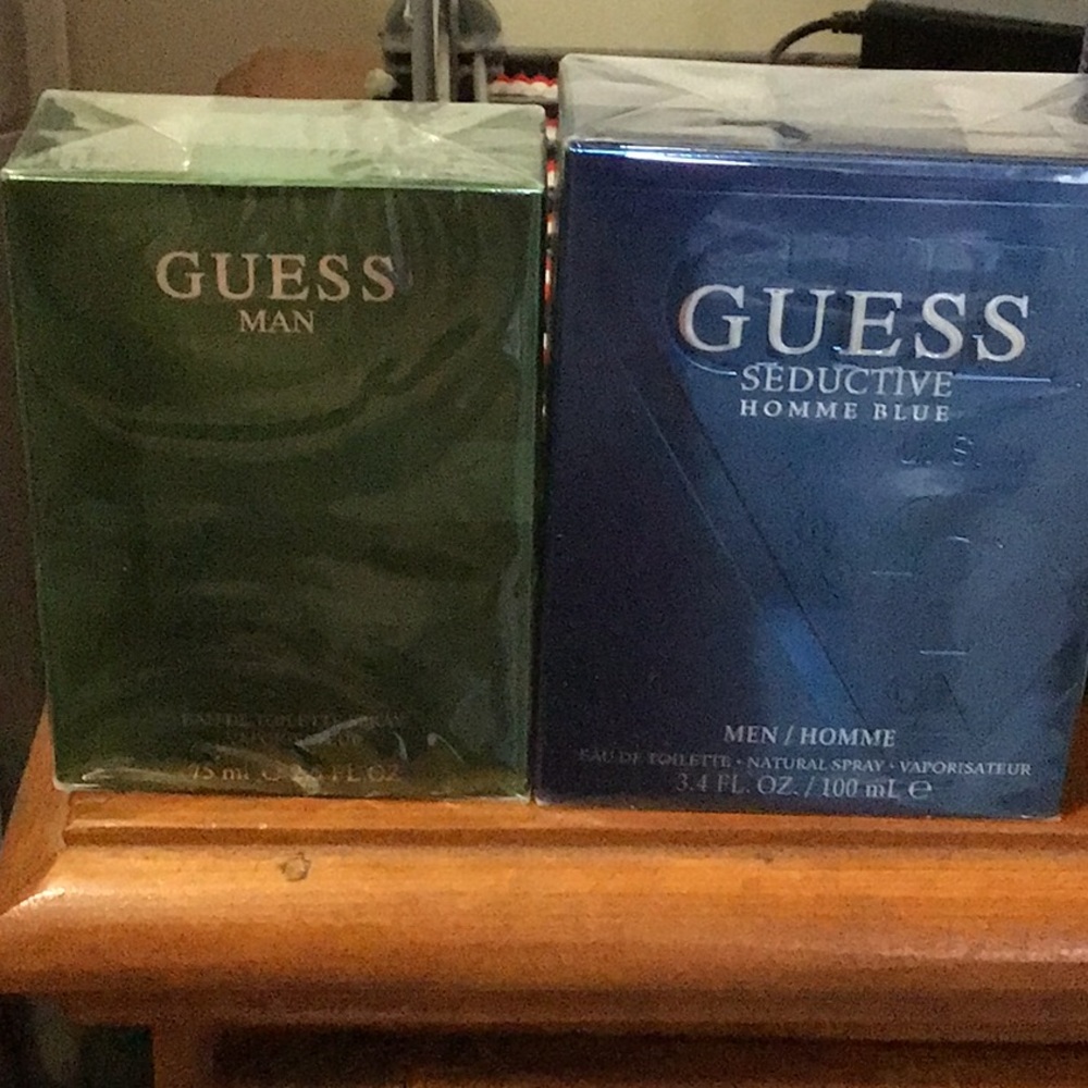 Guess Man green and blue